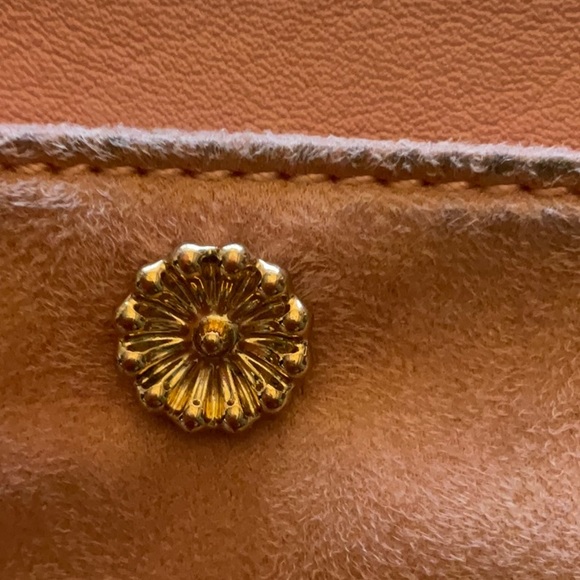 Lauren Conrad purse - Picture 3 of 10